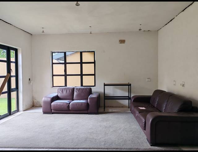 4 BEDROOM HOUSE FOR SALE IN THREE RIVERS PROPER